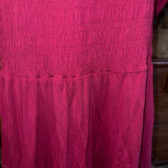 Lane Bryant Women's Top Size 22/24 Burgundy Short Sleeve Rouched Pullover - Picture 7 of 10